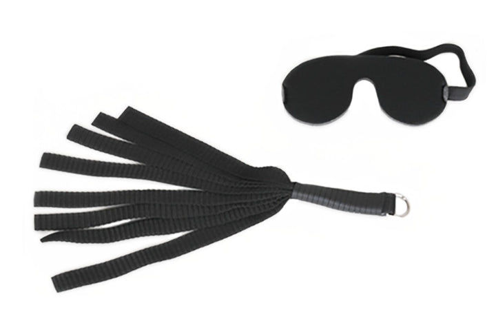 Sexgynge med Blindfold & Flogger