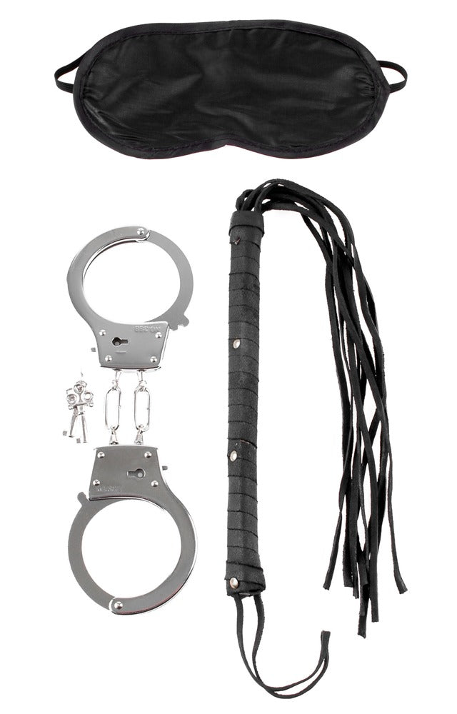 3-delt fetish sæt med håndjern, blindfold og flogger