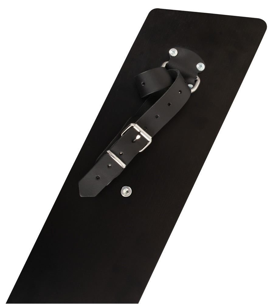 Bondage Cross – Elegant Vægmonteret Kors med Justerbare Læderstropper