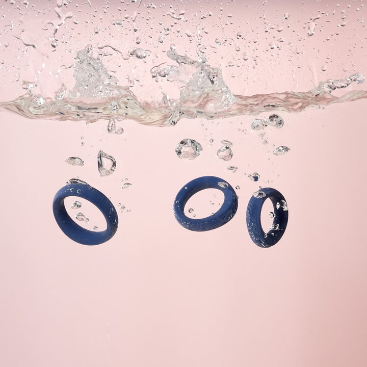 SVAKOM Triooo cock ring set med 3 vandtætte penisringe i silikone