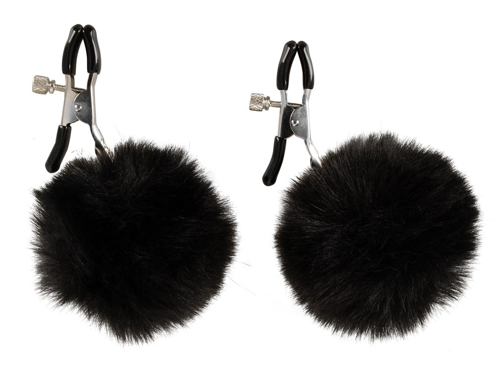 Justerbare nippelklemmer med sølvfarvede klemmer og sorte pompoms