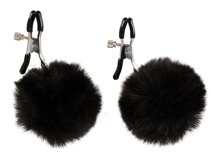 Justerbare nippelklemmer med sølvfarvede klemmer og sorte pompoms