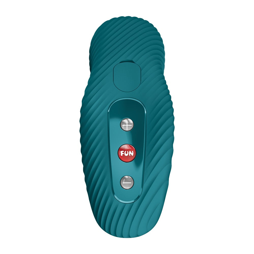 Lay-on vibrator med blød silikoneoverflade og rillet tekstur