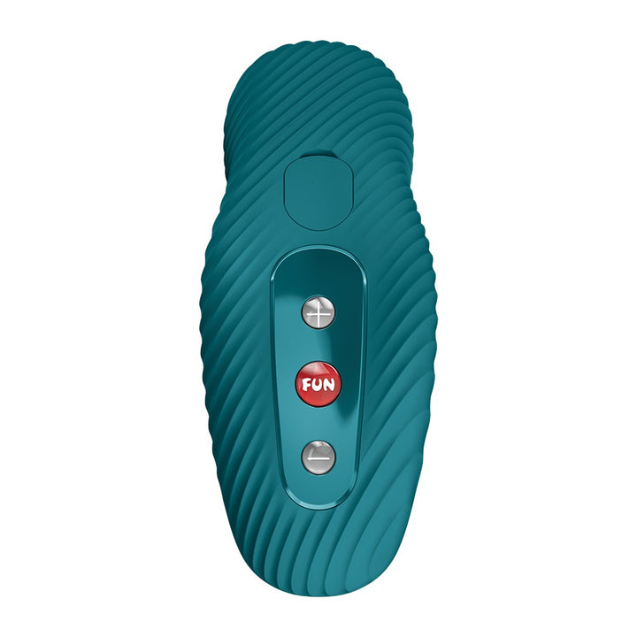 Lay-on vibrator med blød silikoneoverflade og rillet tekstur