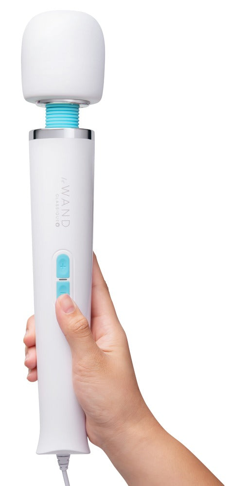 Le Wand Classique Plug-In massage wand i hvidt luksusdesign