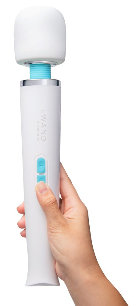 Le Wand Classique Rechargeable massage wand i hvidt luksusdesign