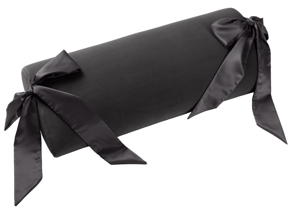 Liberator Ravish Bondage Pillow i sort med lange satinbånd