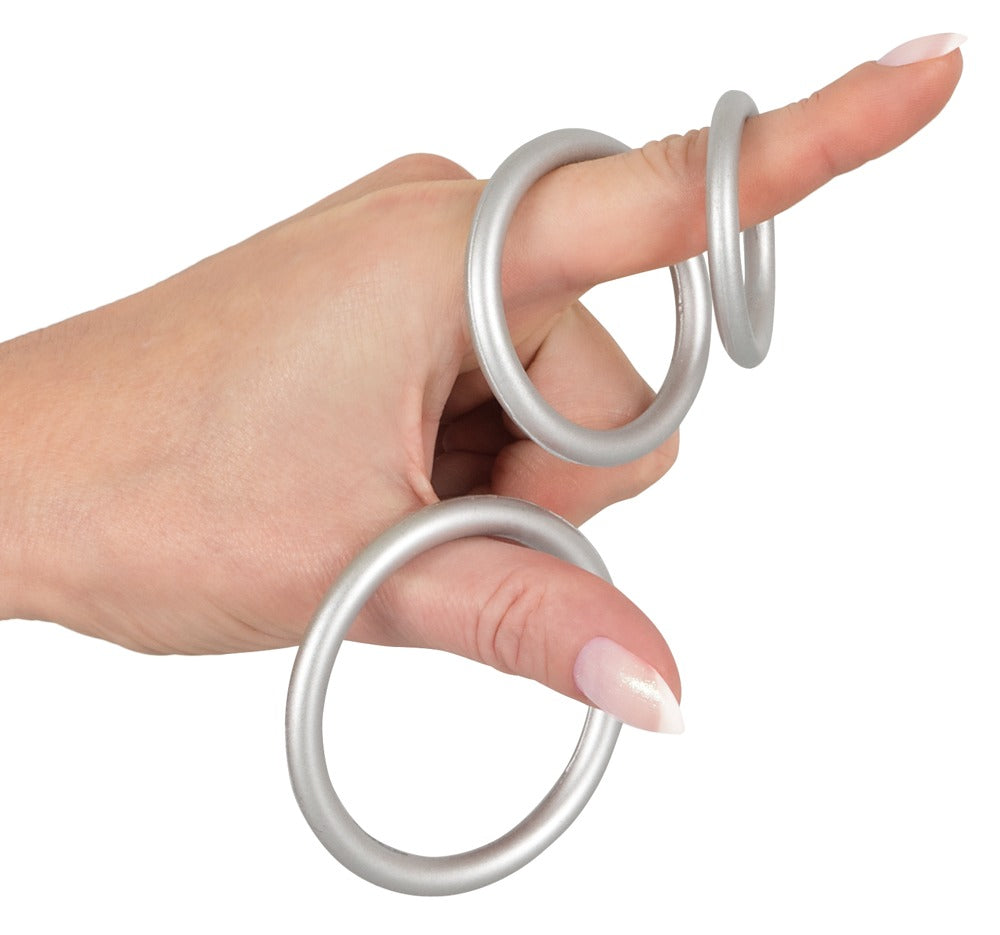 You2Toys Metallic Silicone Cock Ring Set med tre fleksible penisringe